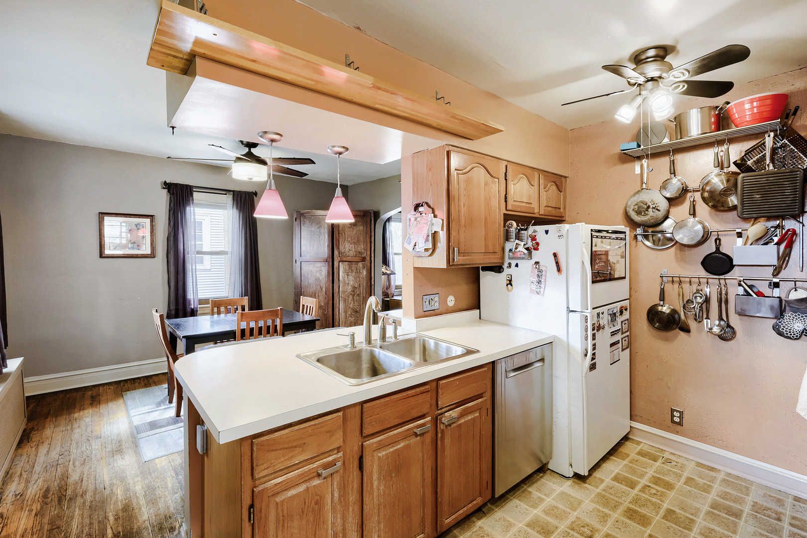 15 W Ann Street, Lombard, IL 60148