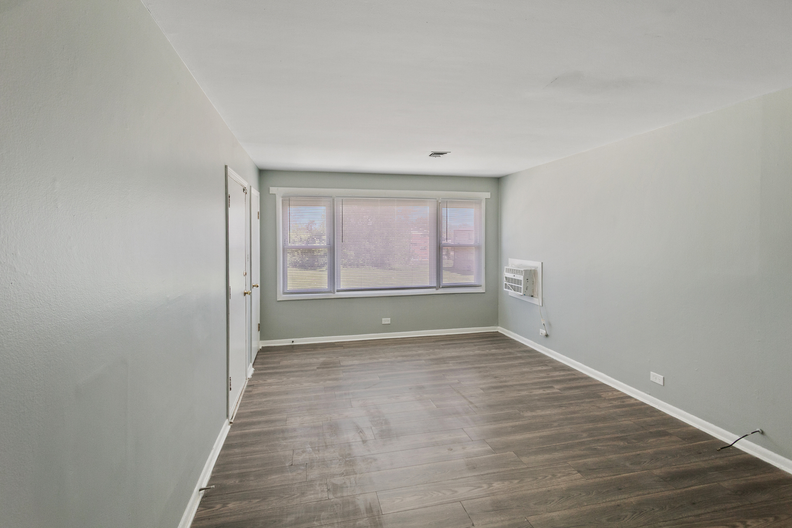 444 Hickory Street #2A, Chicago Heights, IL 60411