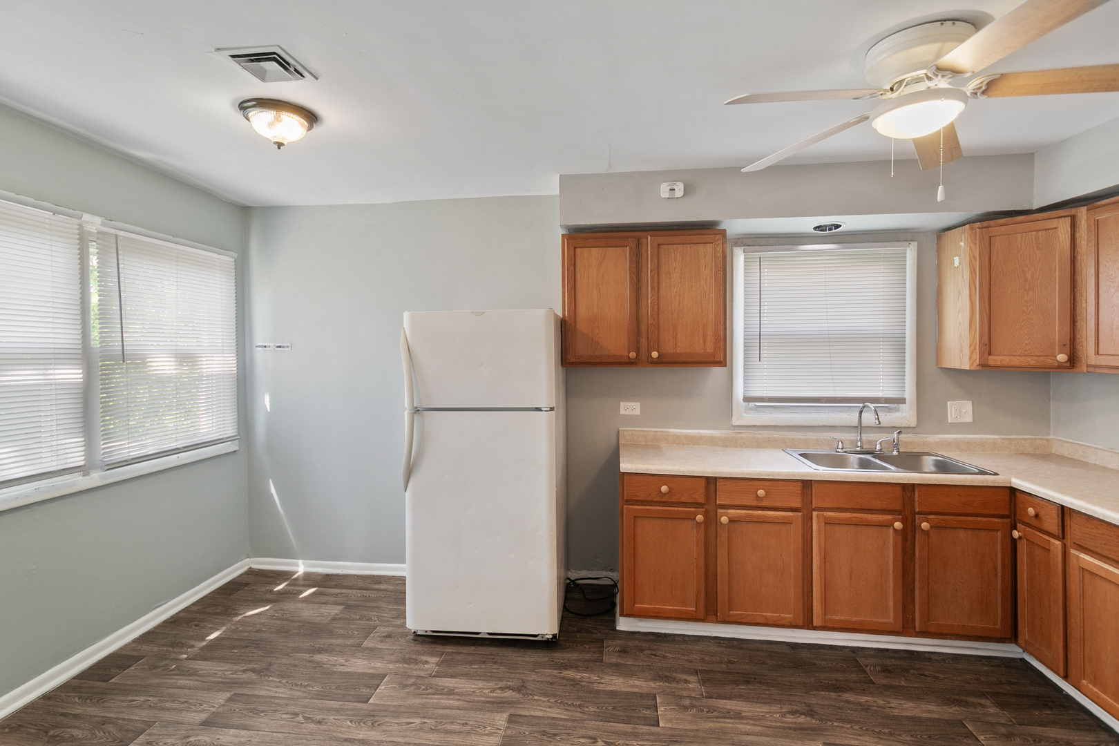 444 Hickory Street #2A, Chicago Heights, IL 60411