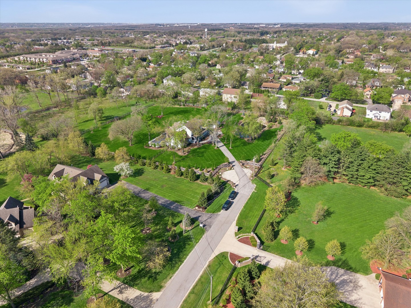 16W185 89th Street, Burr Ridge, IL 60527