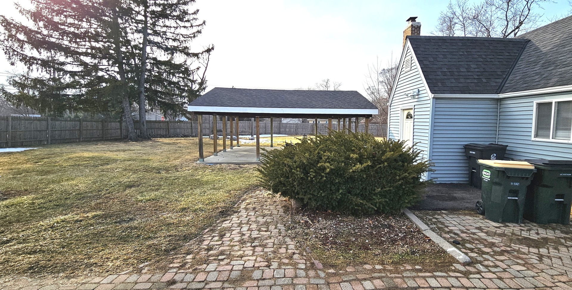 36107 N Green Bay Road, Waukegan, IL 60087
