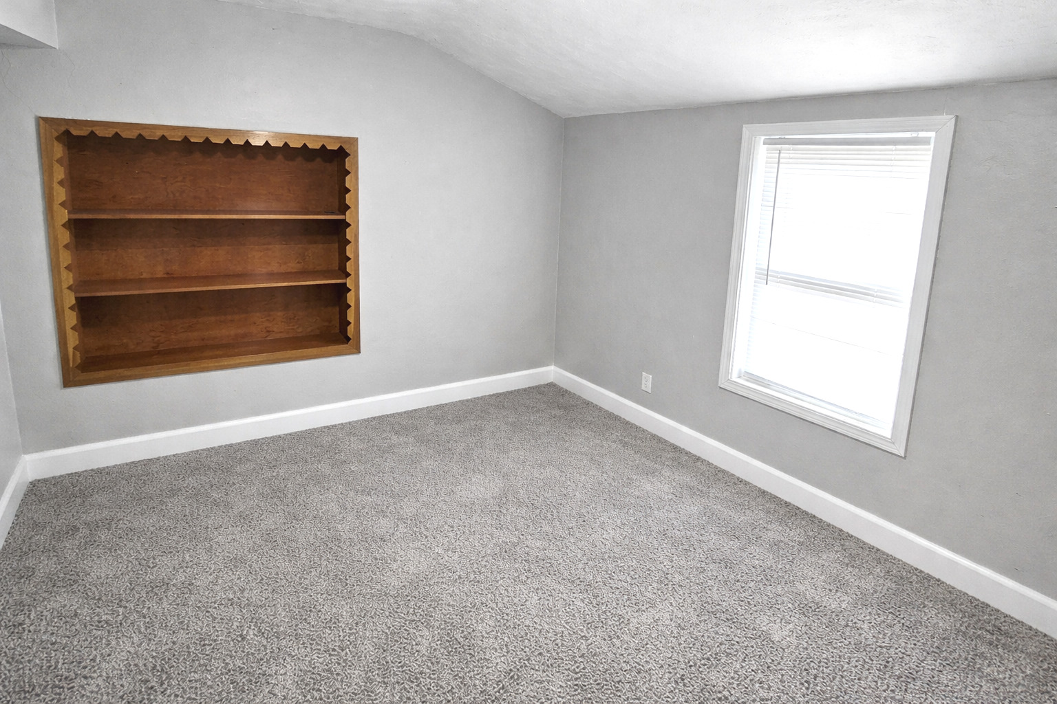 36107 N Green Bay Road, Waukegan, IL 60087
