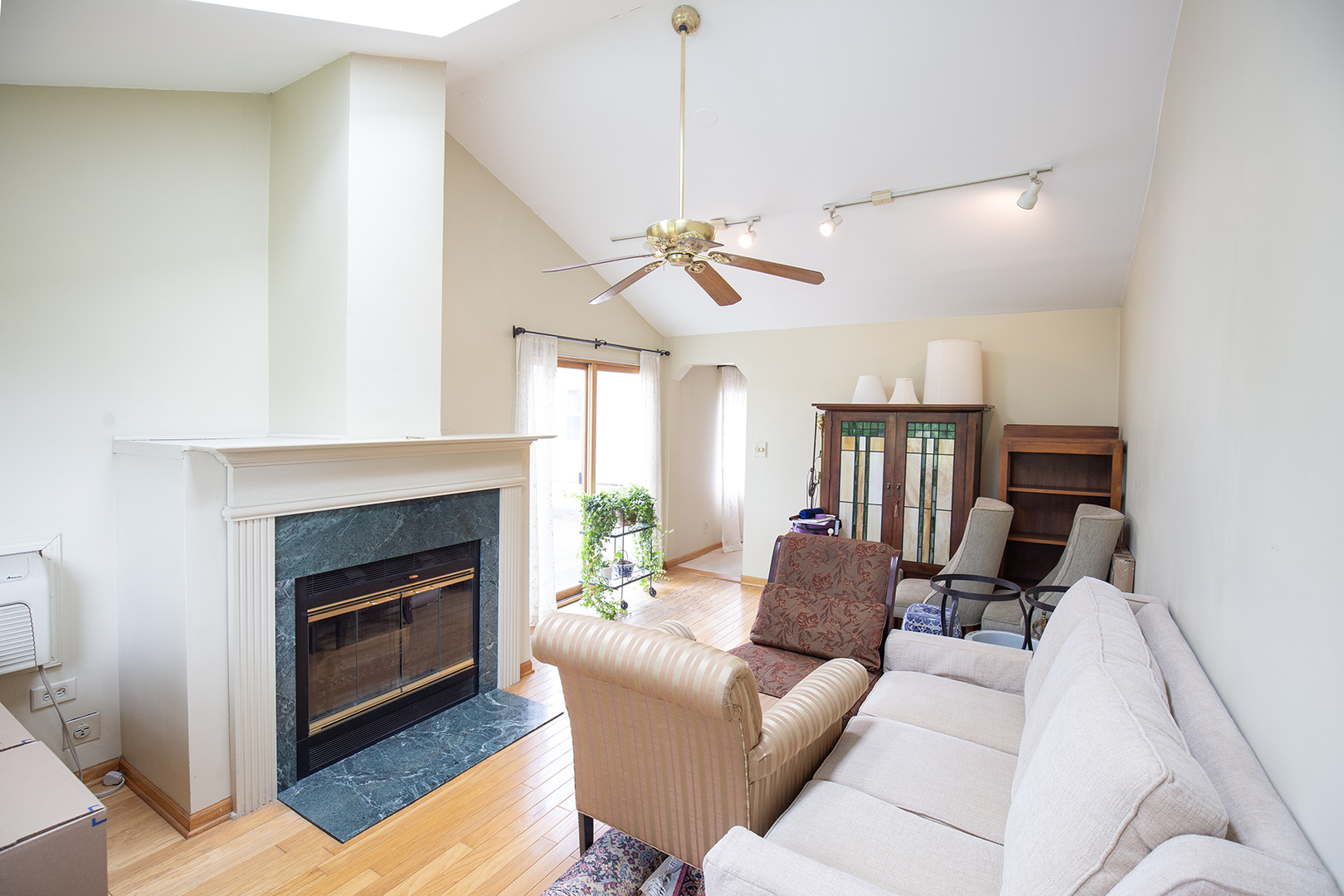 440 E Maple Street, Lombard, IL 60148