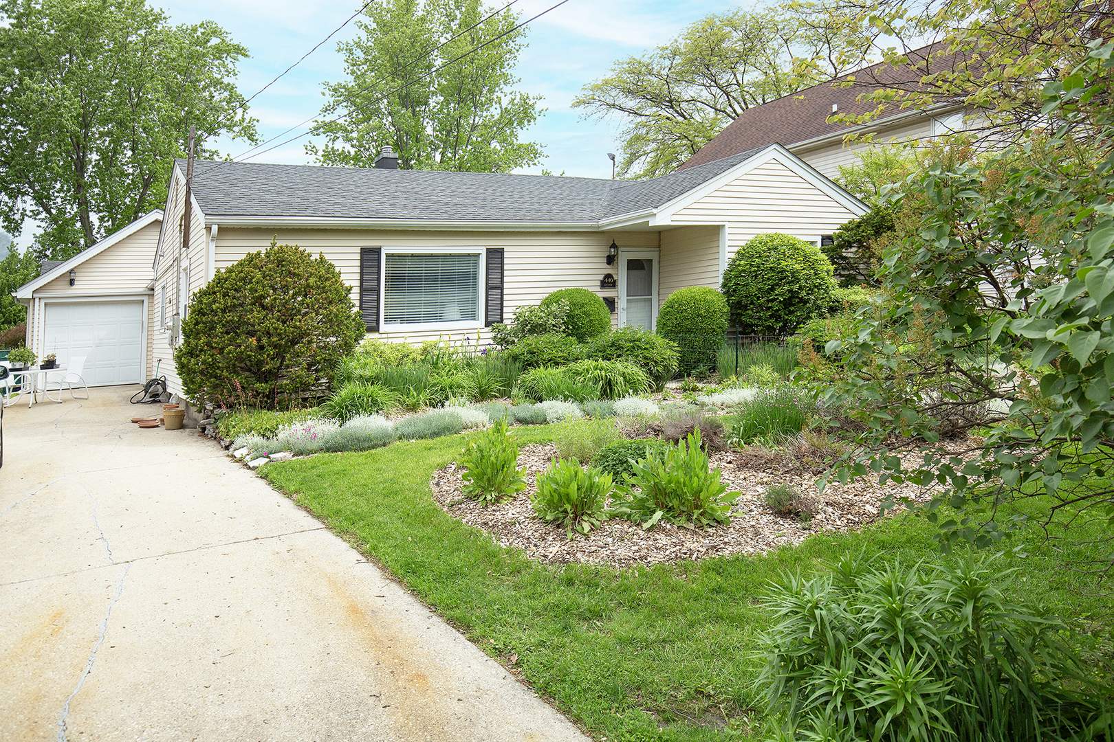 440 E Maple Street, Lombard, IL 60148