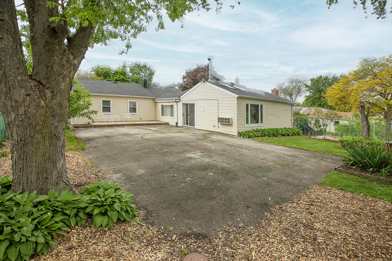 440 E Maple Street, Lombard, IL 60148