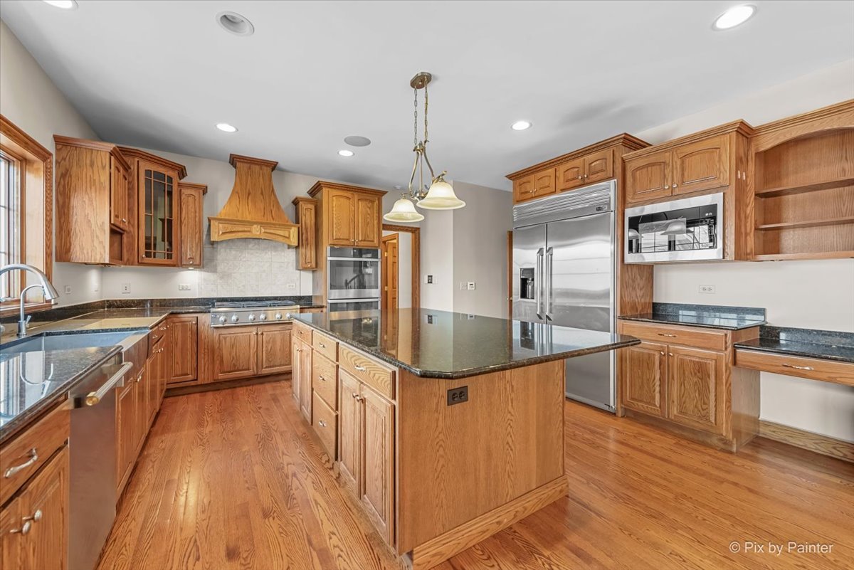 28730 W Harvest Glen Circle, Cary, IL 60013