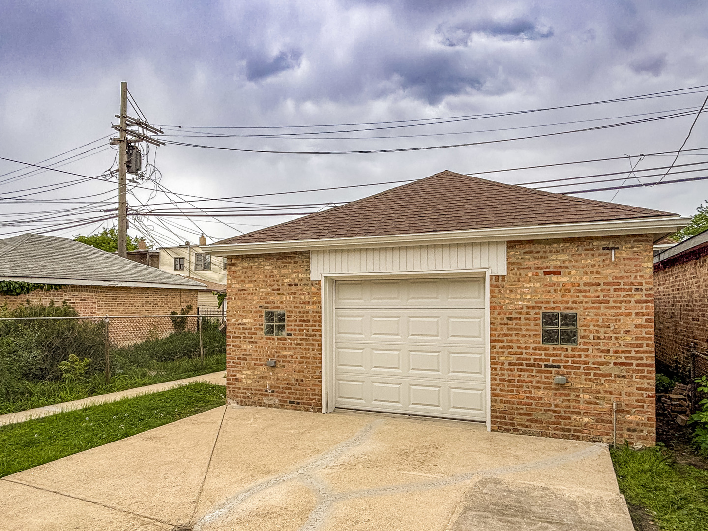 8135 S Bishop Street, Chicago, IL 60620
