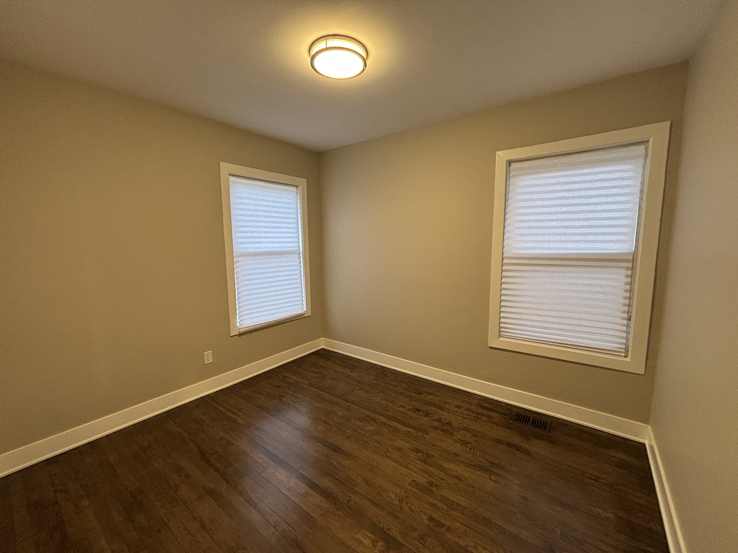 8135 S Bishop Street, Chicago, IL 60620
