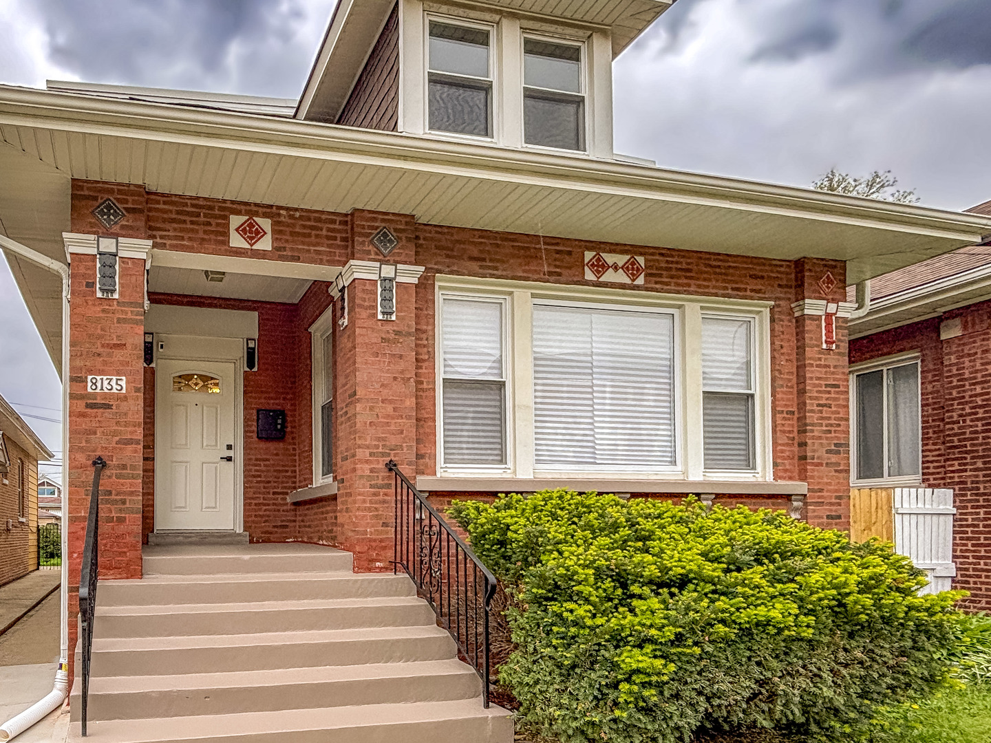 8135 S Bishop Street, Chicago, IL 60620