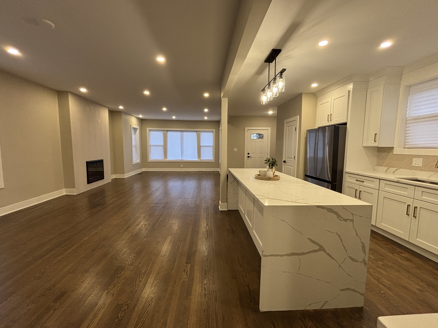 8135 S Bishop Street, Chicago, IL 60620