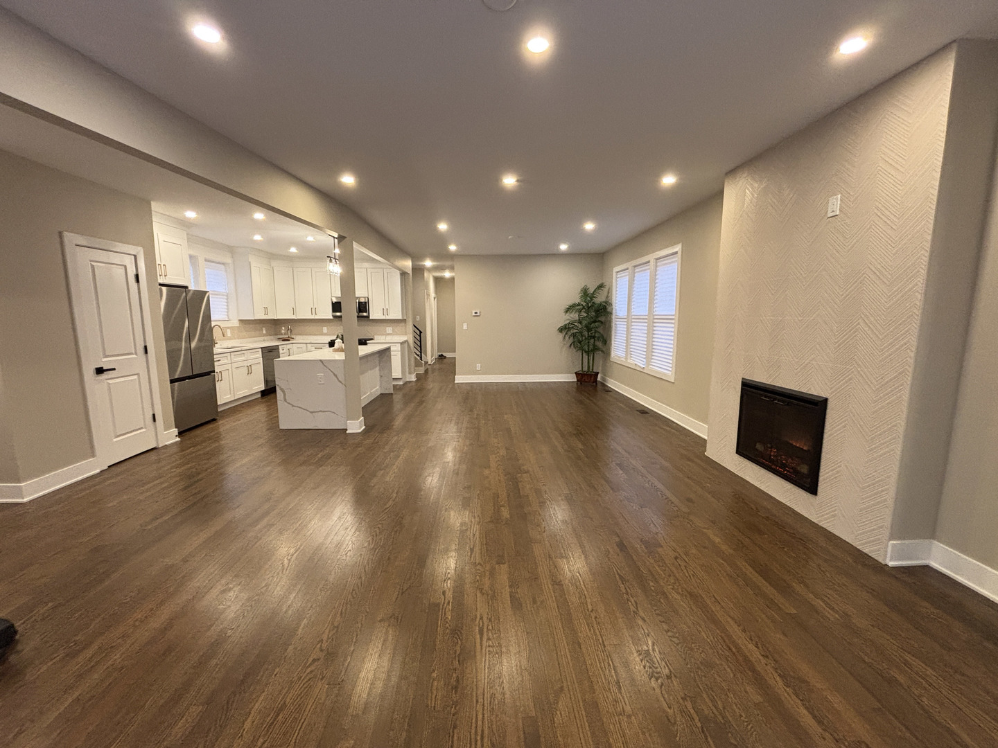 8135 S Bishop Street, Chicago, IL 60620