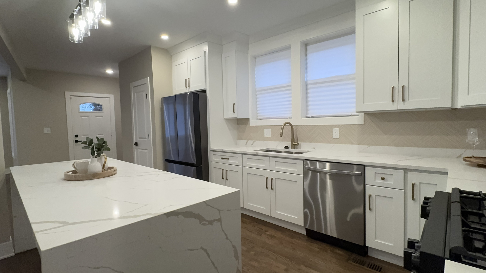 8135 S Bishop Street, Chicago, IL 60620