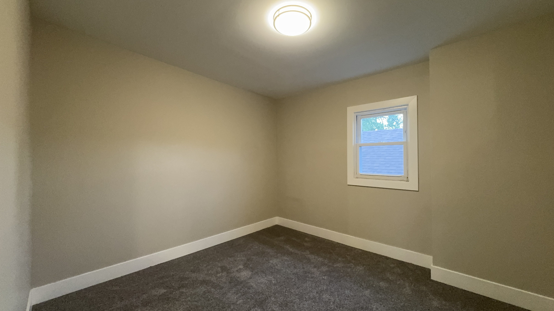 8135 S Bishop Street, Chicago, IL 60620