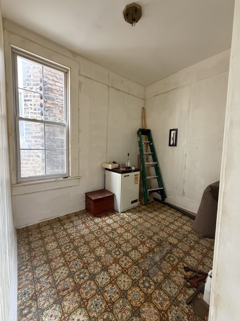 1362 S Fairfield Avenue, Chicago, IL 60608