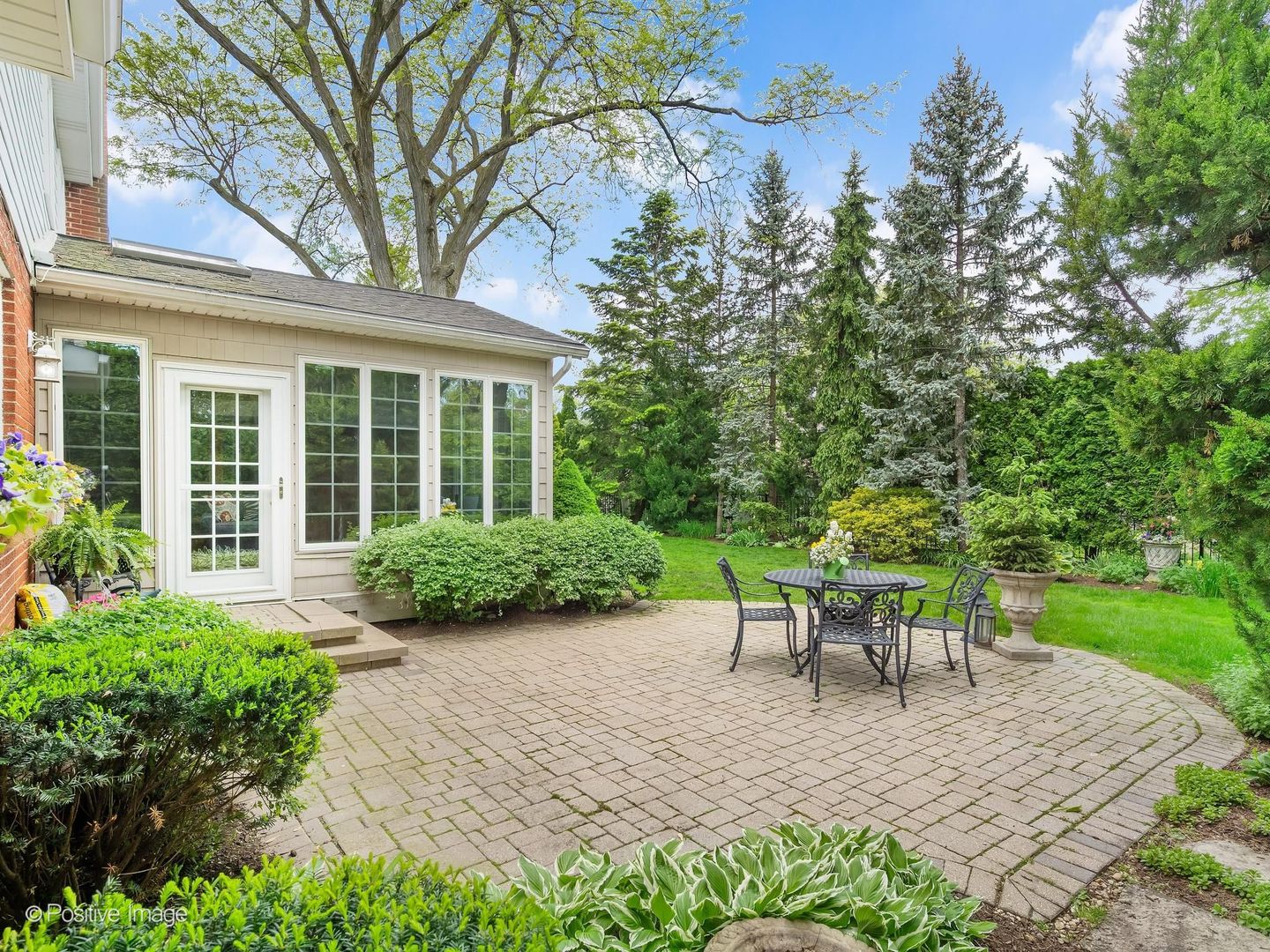130 Naperville Road, Clarendon Hills, IL 60514