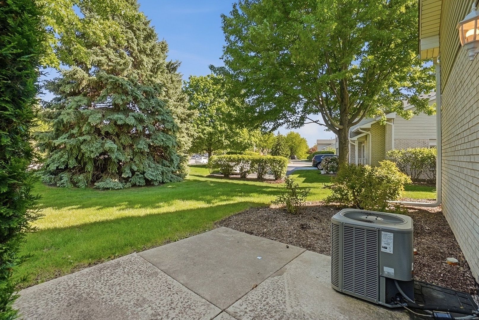 1332 Sugar Court, Naperville, IL 60563