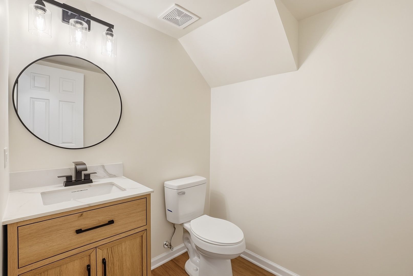 1332 Sugar Court, Naperville, IL 60563