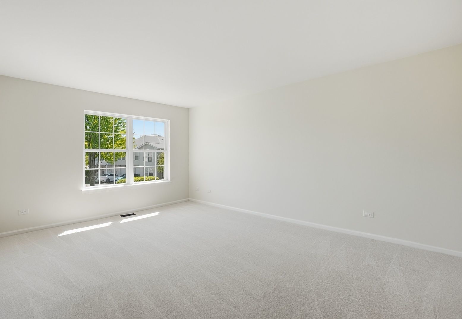 1332 Sugar Court, Naperville, IL 60563