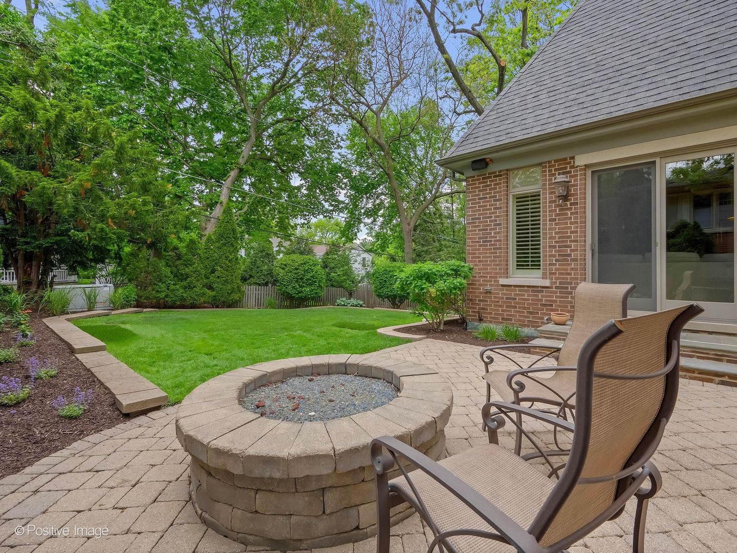 216 S PROSPECT Avenue, Clarendon Hills, IL 60514