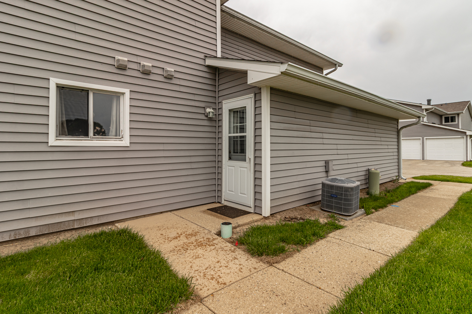 17490 W Chestnut Lane #10D, Gurnee, IL 60031