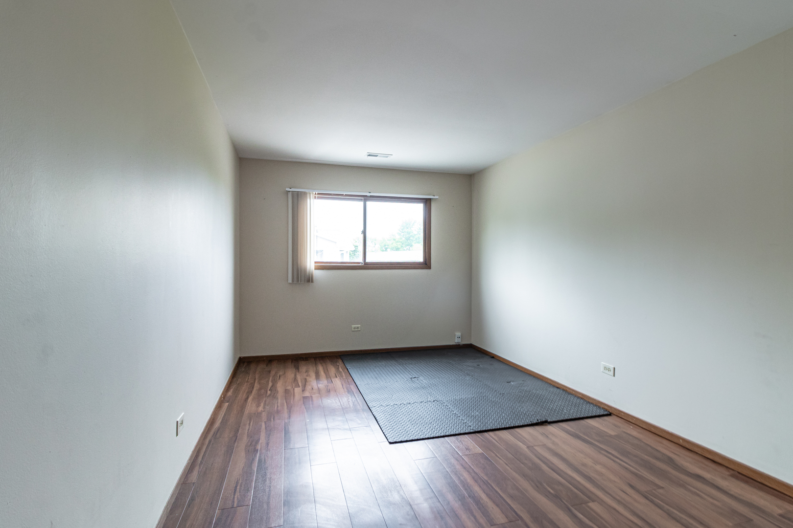 17490 W Chestnut Lane #10D, Gurnee, IL 60031