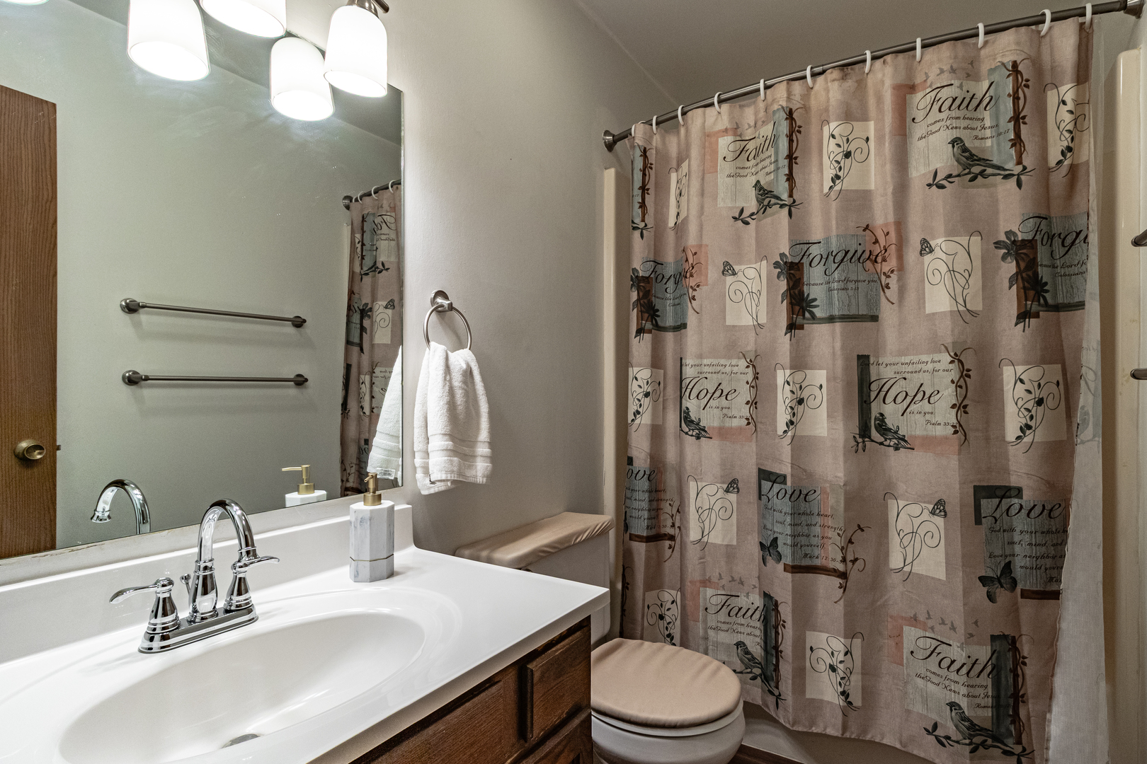 17490 W Chestnut Lane #10D, Gurnee, IL 60031