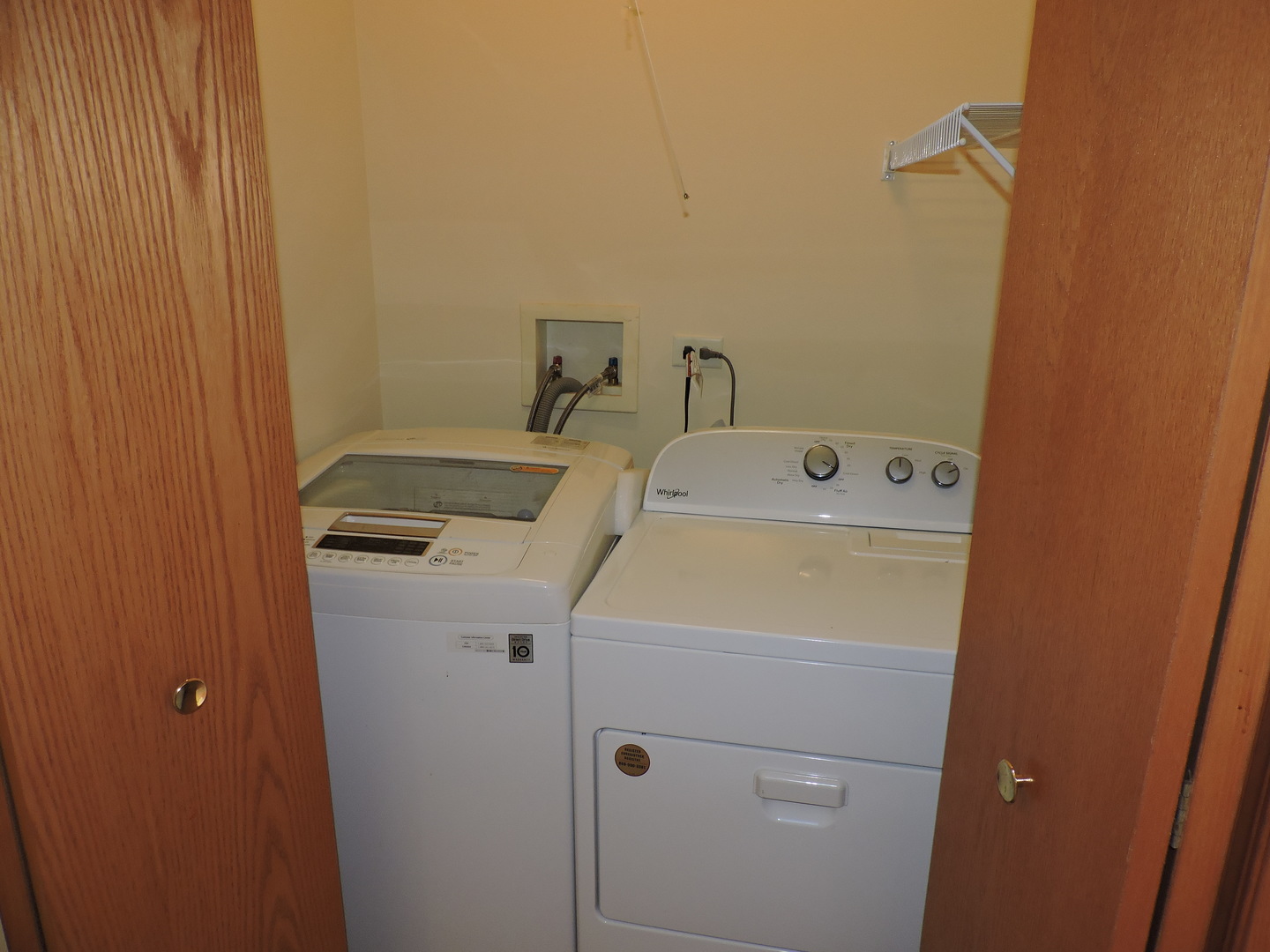 5640 Cambridge Way, Hanover Park, IL 60133