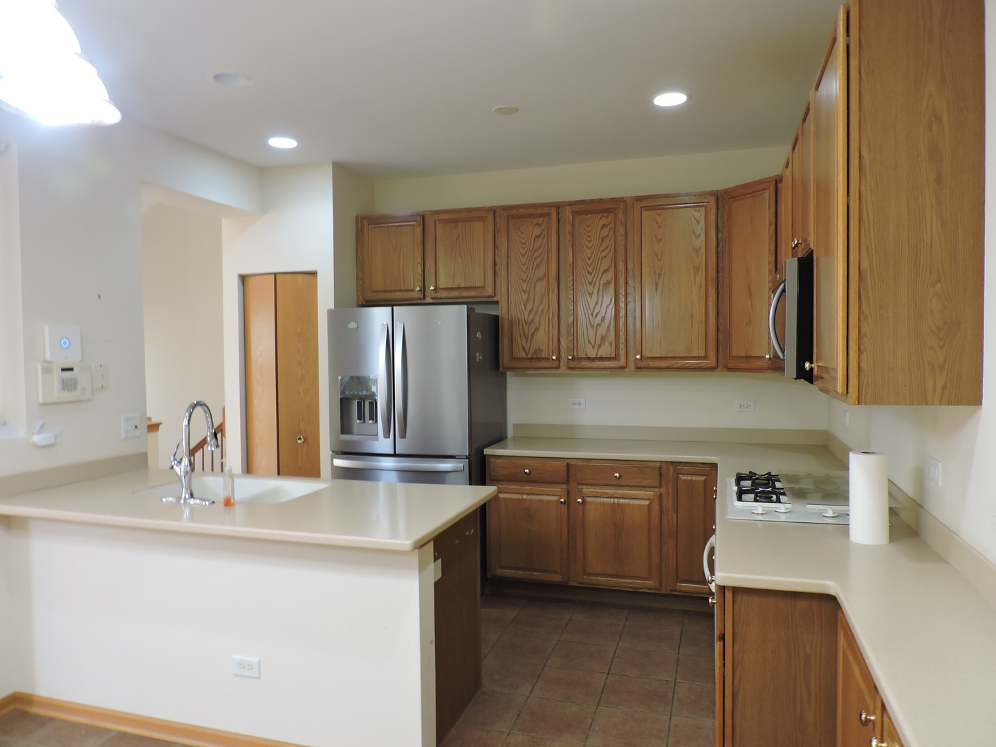 5640 Cambridge Way, Hanover Park, IL 60133