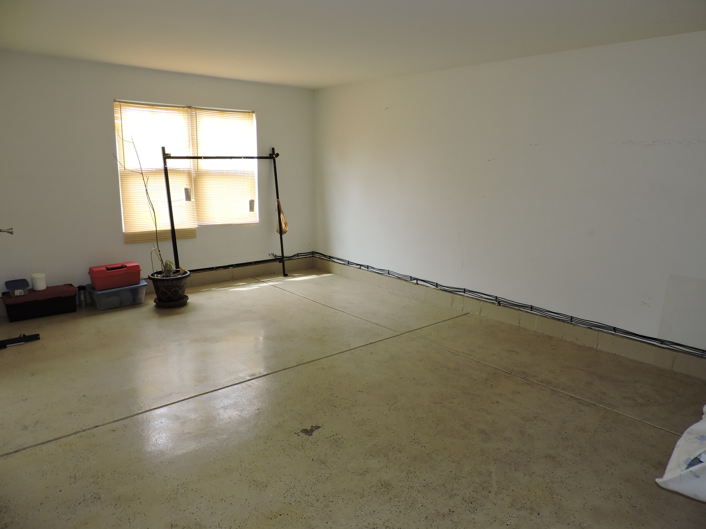 5640 Cambridge Way, Hanover Park, IL 60133