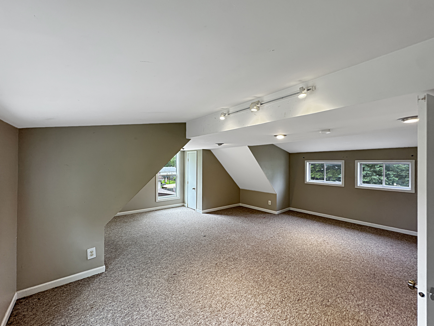 700 E Canal Avenue, Ottawa, IL 61350