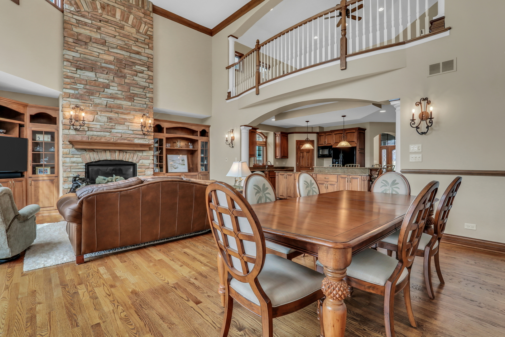 38856 N Cedar Crest Drive, Lake Villa, IL 60046