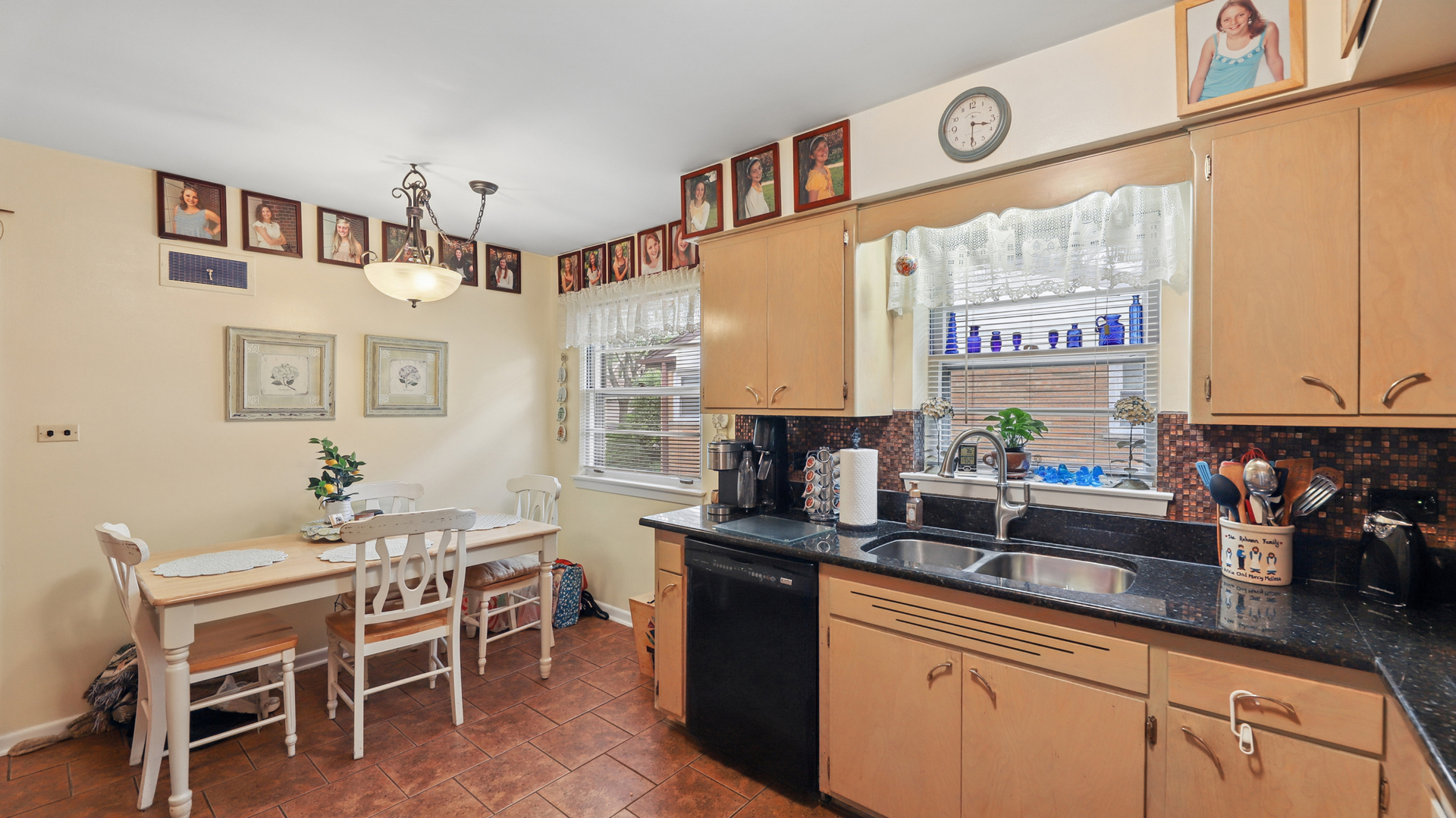 311 N Elm Avenue, Elmhurst, IL 60126