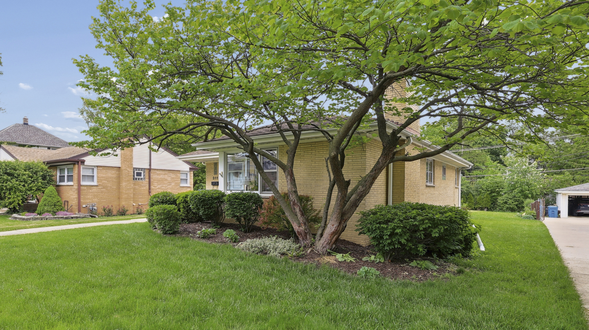 311 N Elm Avenue, Elmhurst, IL 60126