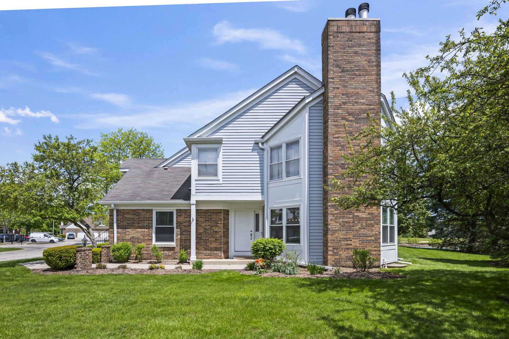 324 Satinwood Court, Buffalo Grove, IL 60089
