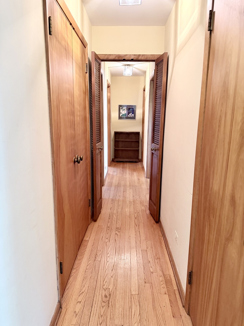 320 N Main Street, Mount Prospect, IL 60056