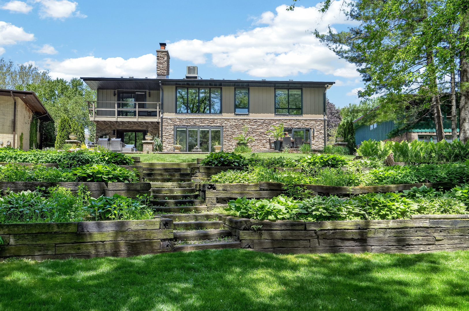 5017 Brookview Road, Rockford, IL 61107