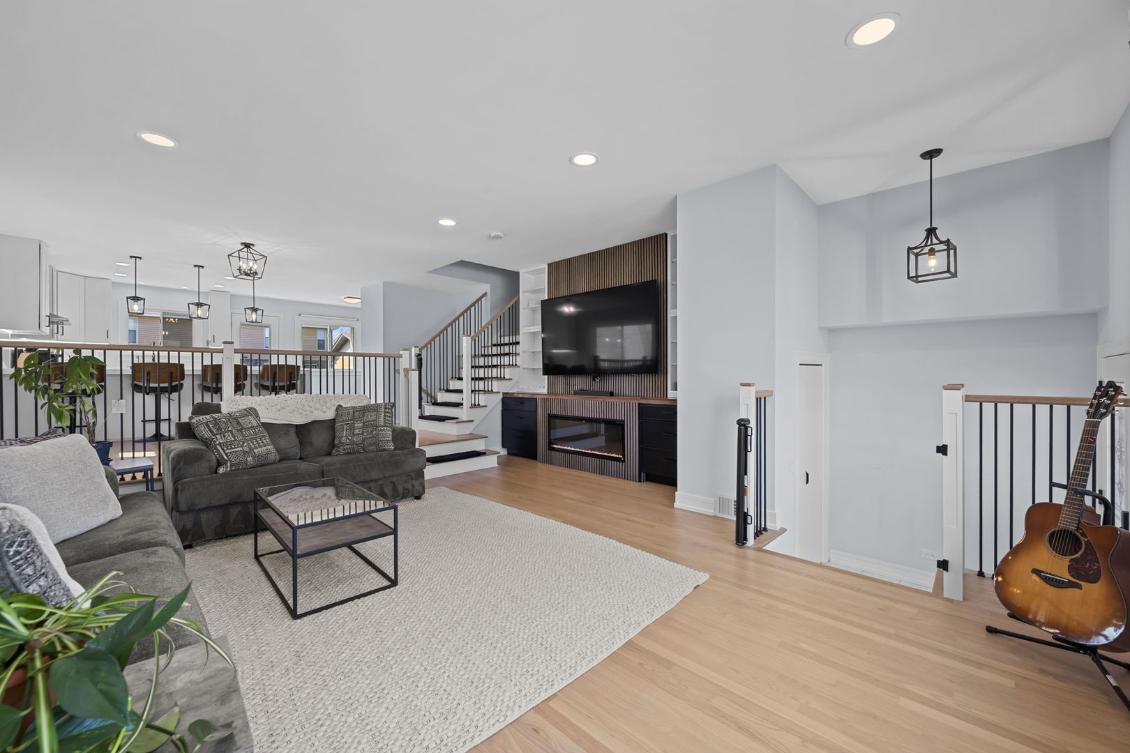 8709 W Madison Drive, Niles, IL 60714