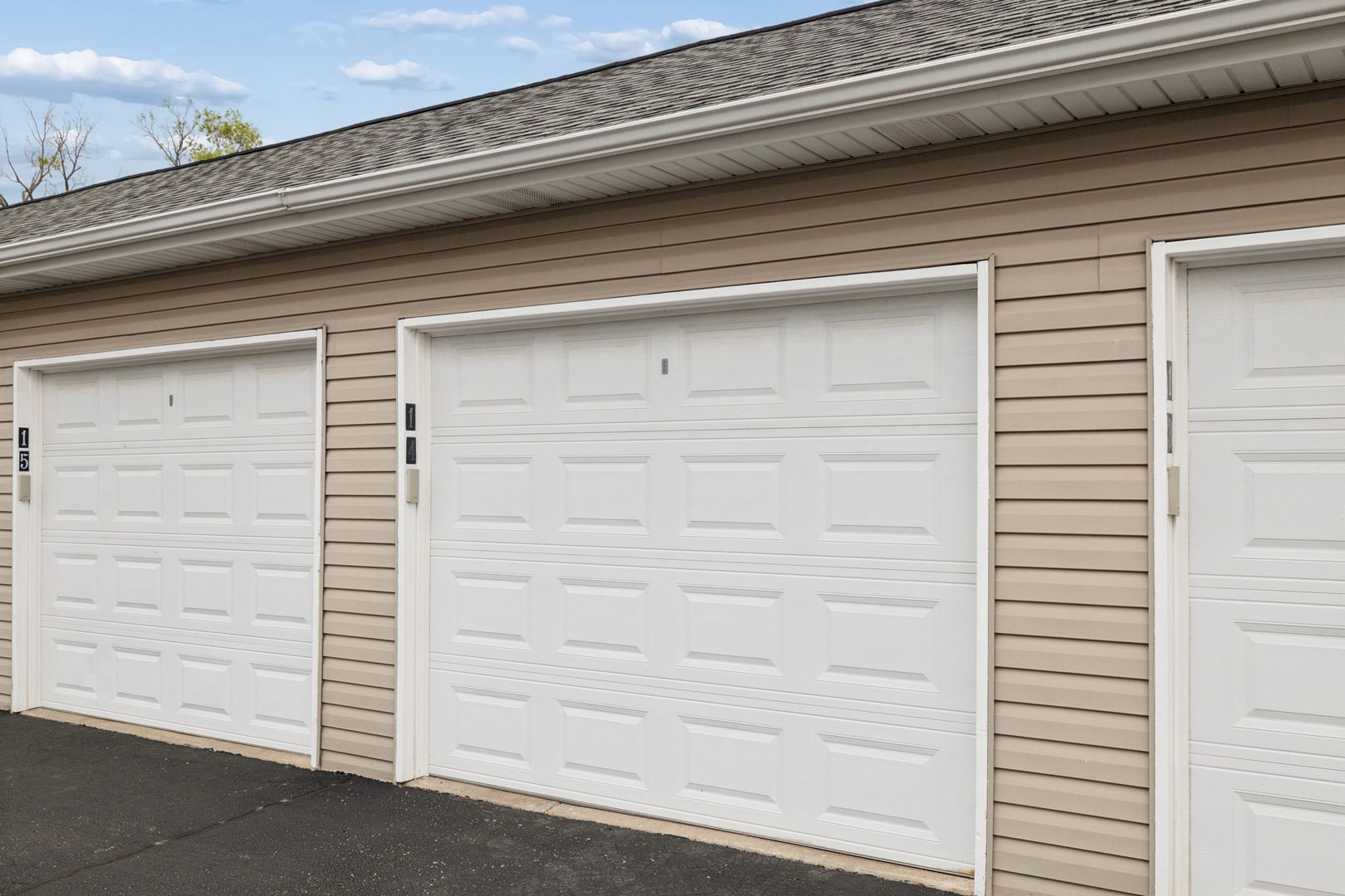 1370 Rock Run Drive #14, Crest Hill, IL 60403