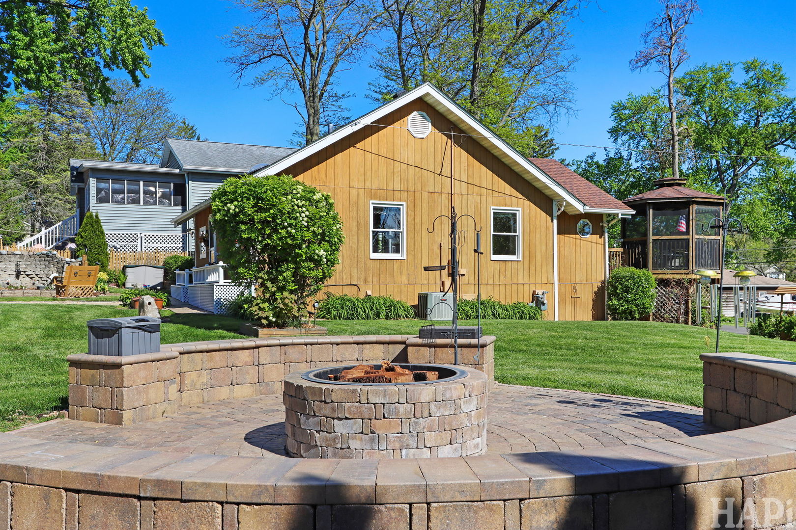 25050 W Forest Drive, Lake Villa, IL 60046