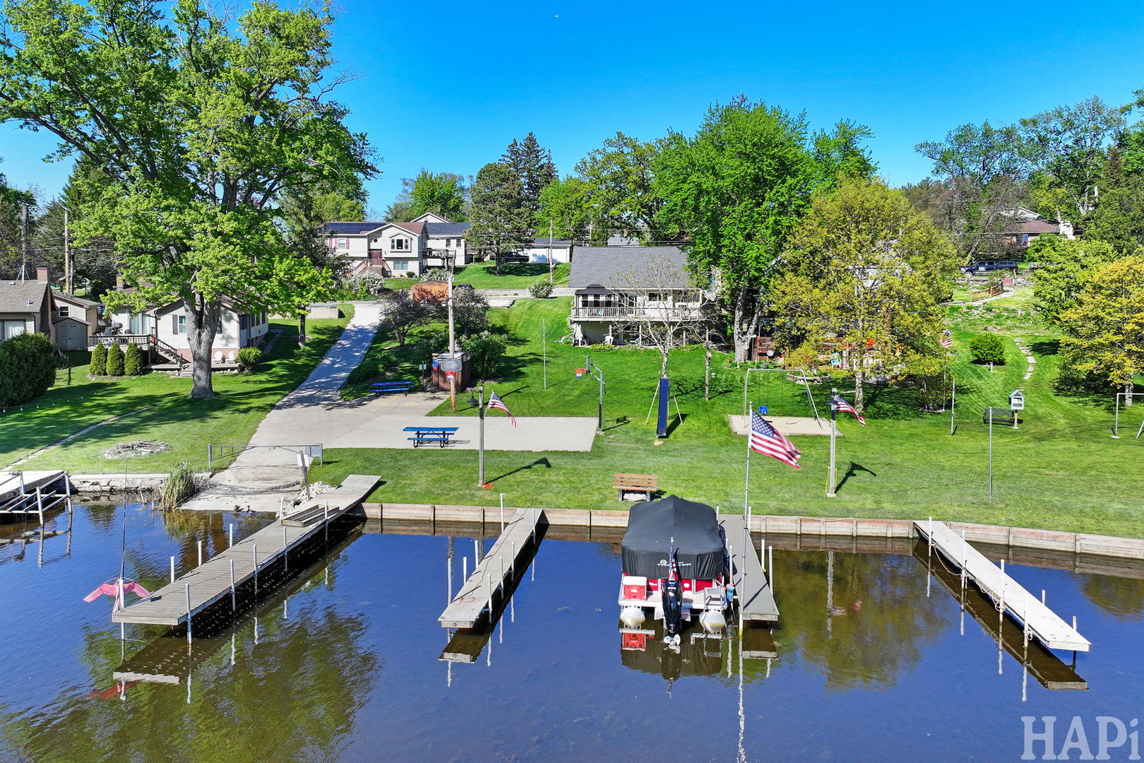 25050 W Forest Drive, Lake Villa, IL 60046