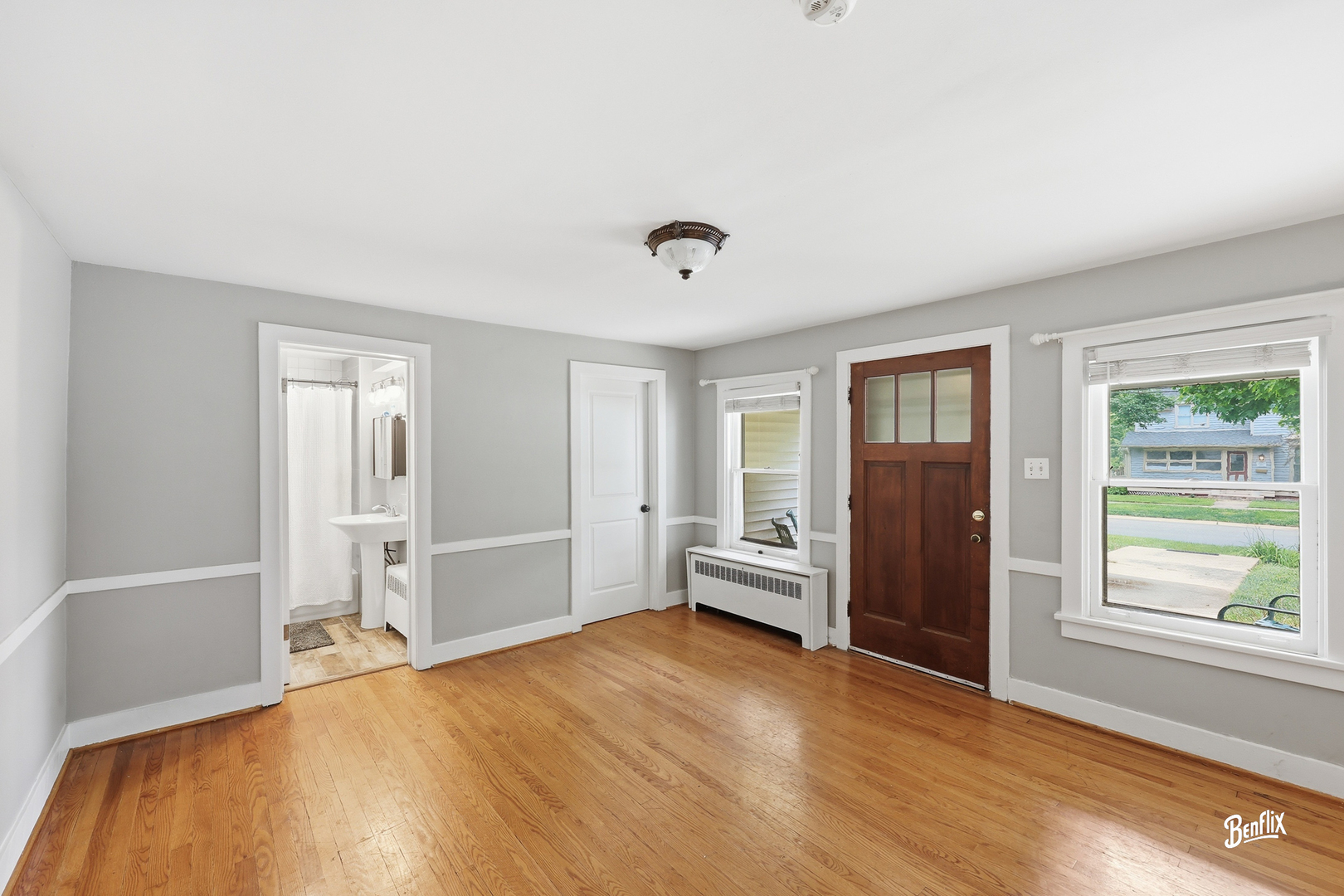 23 N Benton Street, Palatine, IL 60067