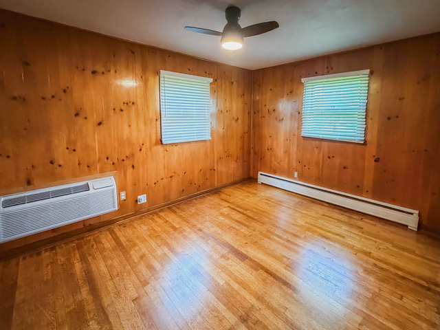 1244 Park Avenue, Winthrop Harbor, IL 60096