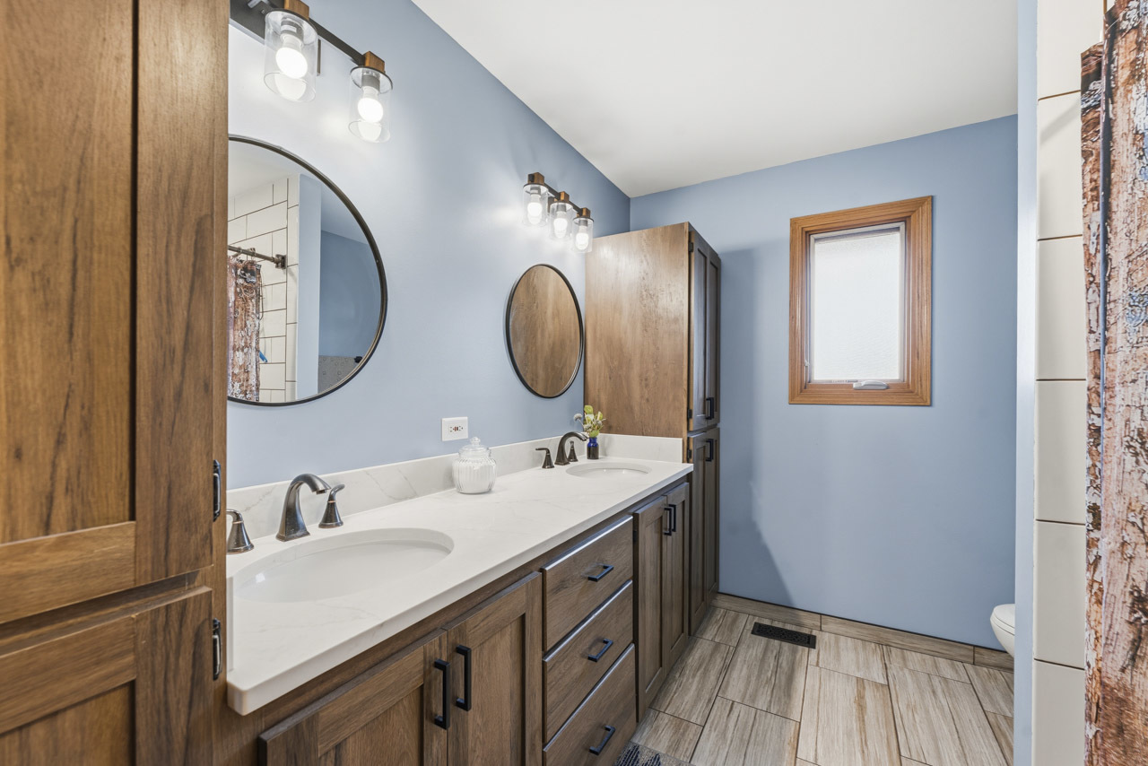 7630 Prestwick Drive, Tinley Park, IL 60477