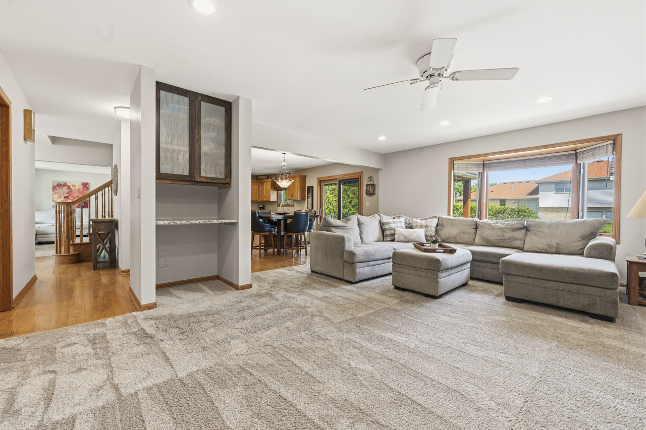 7630 Prestwick Drive, Tinley Park, IL 60477