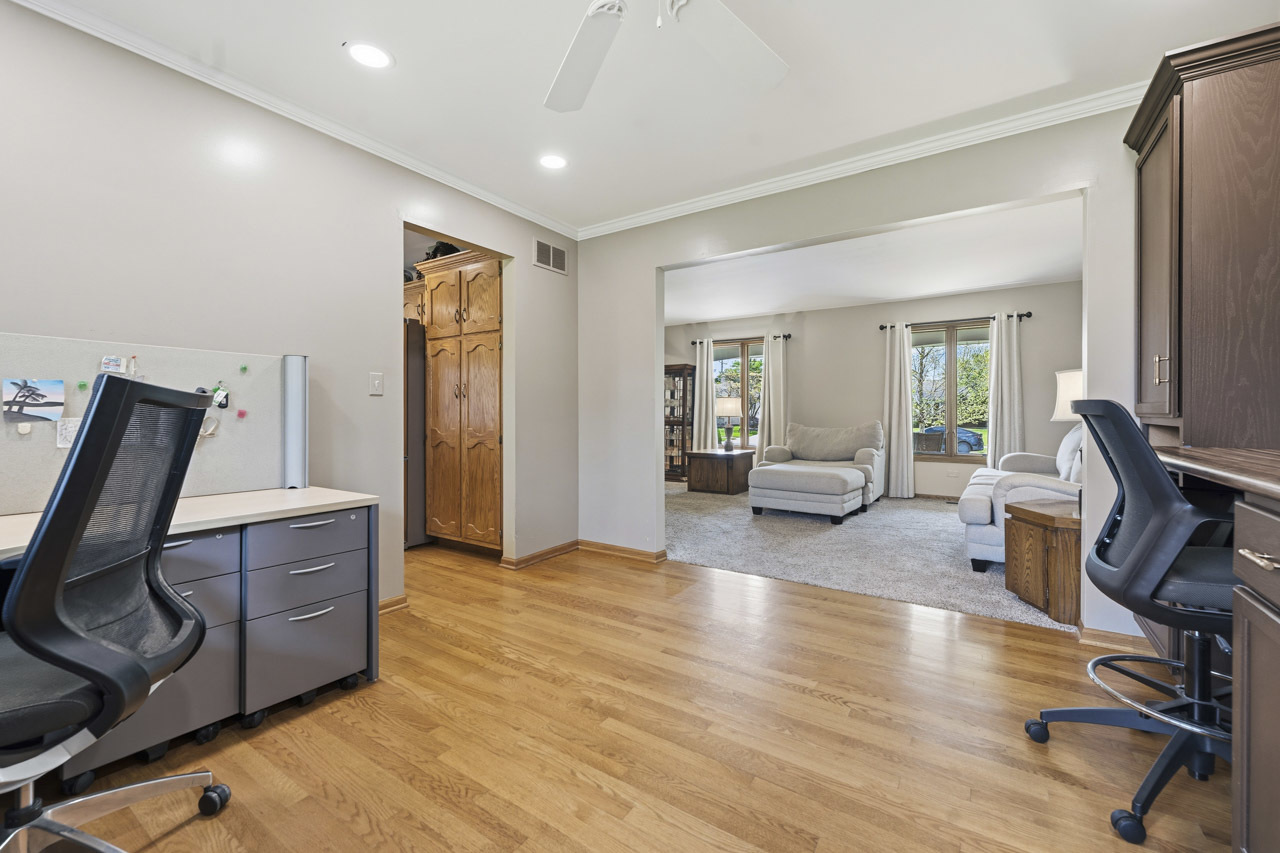 7630 Prestwick Drive, Tinley Park, IL 60477