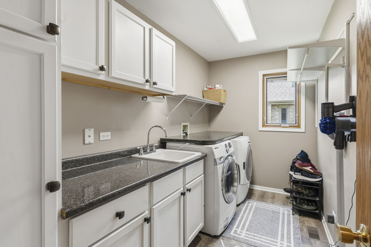 7630 Prestwick Drive, Tinley Park, IL 60477
