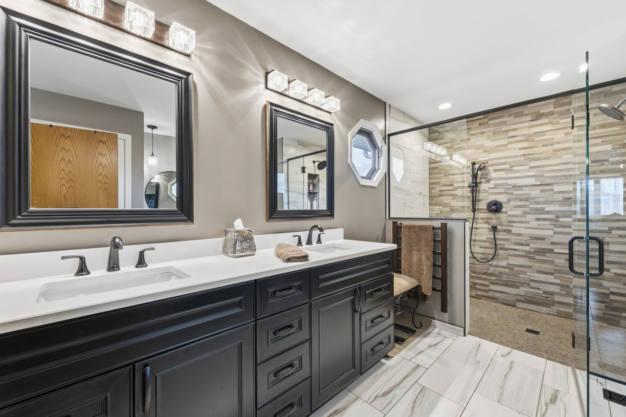 7630 Prestwick Drive, Tinley Park, IL 60477