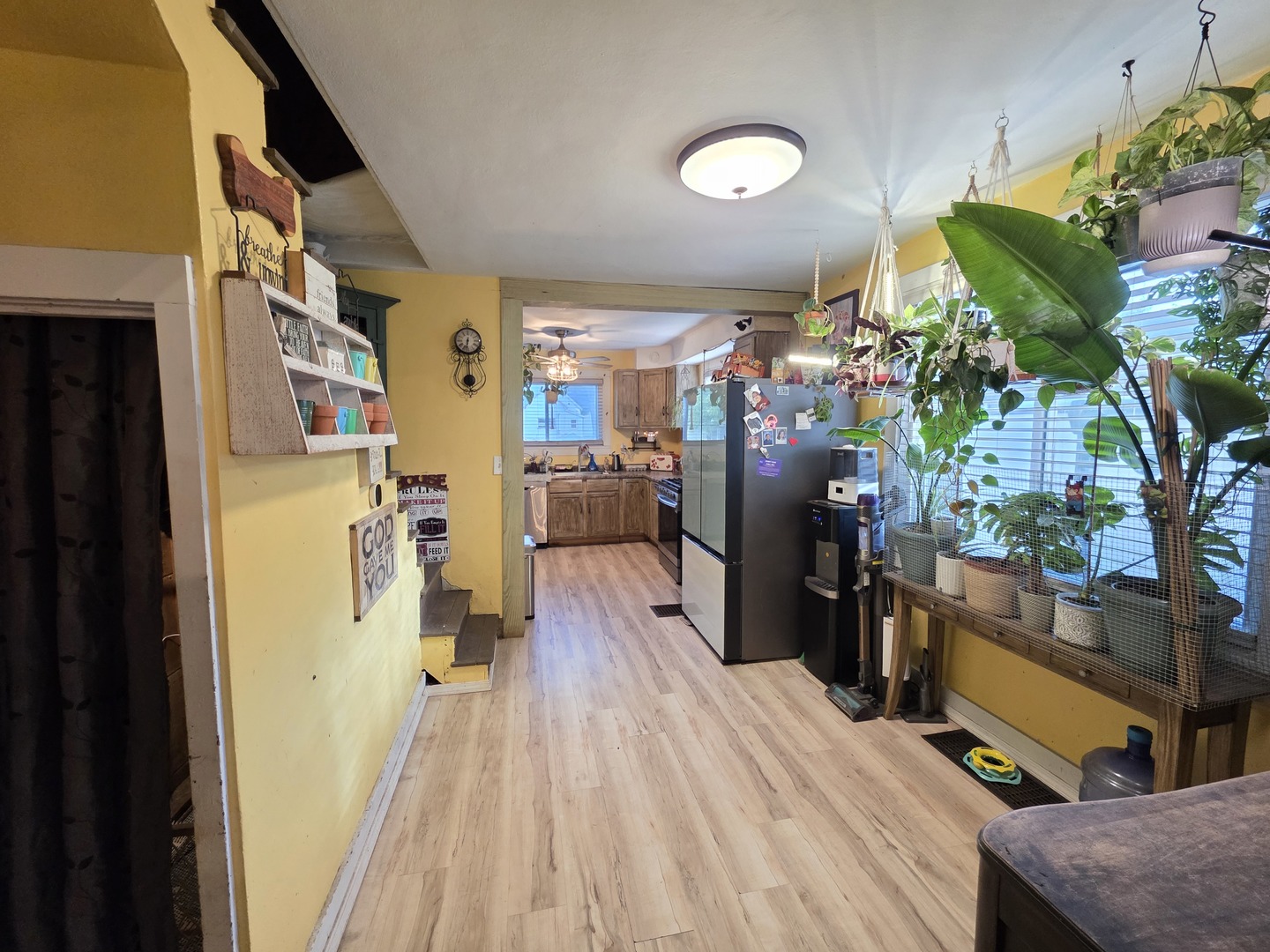 904 E Macon Street, Clinton, IL 61727