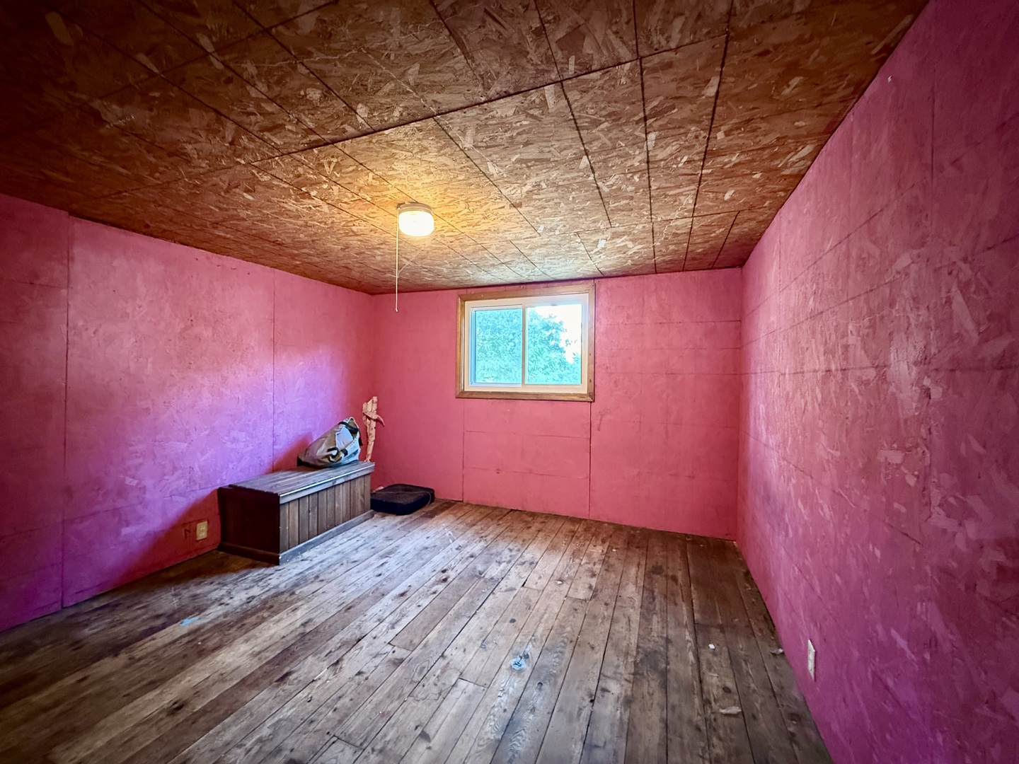 904 E Macon Street, Clinton, IL 61727