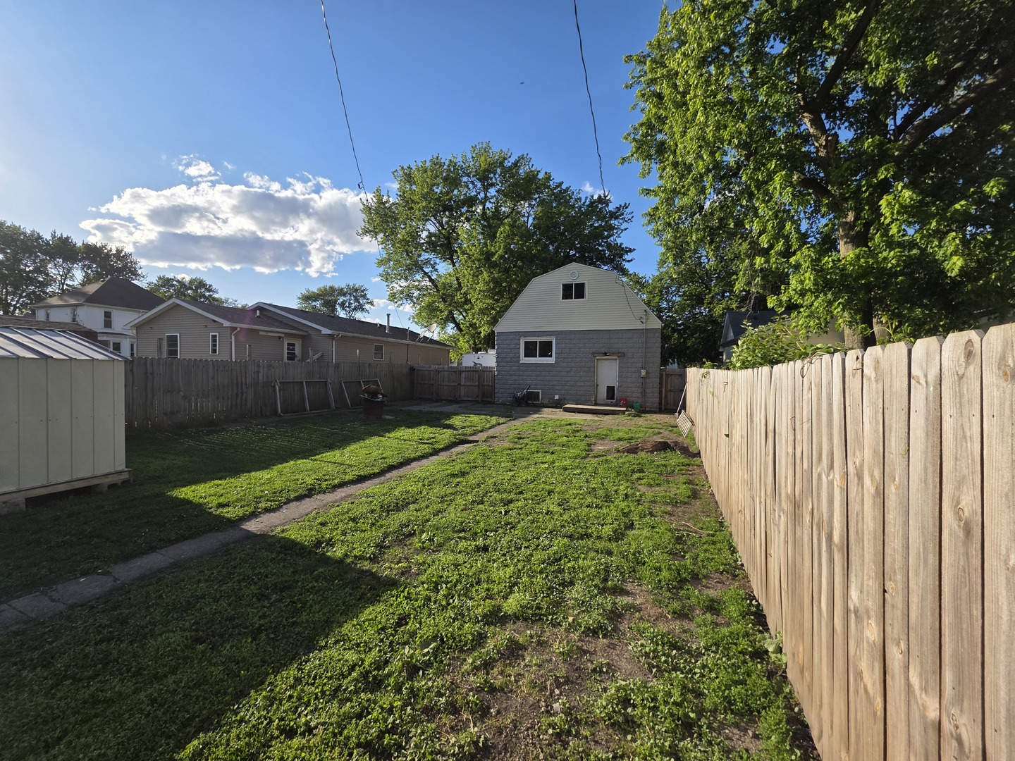 904 E Macon Street, Clinton, IL 61727